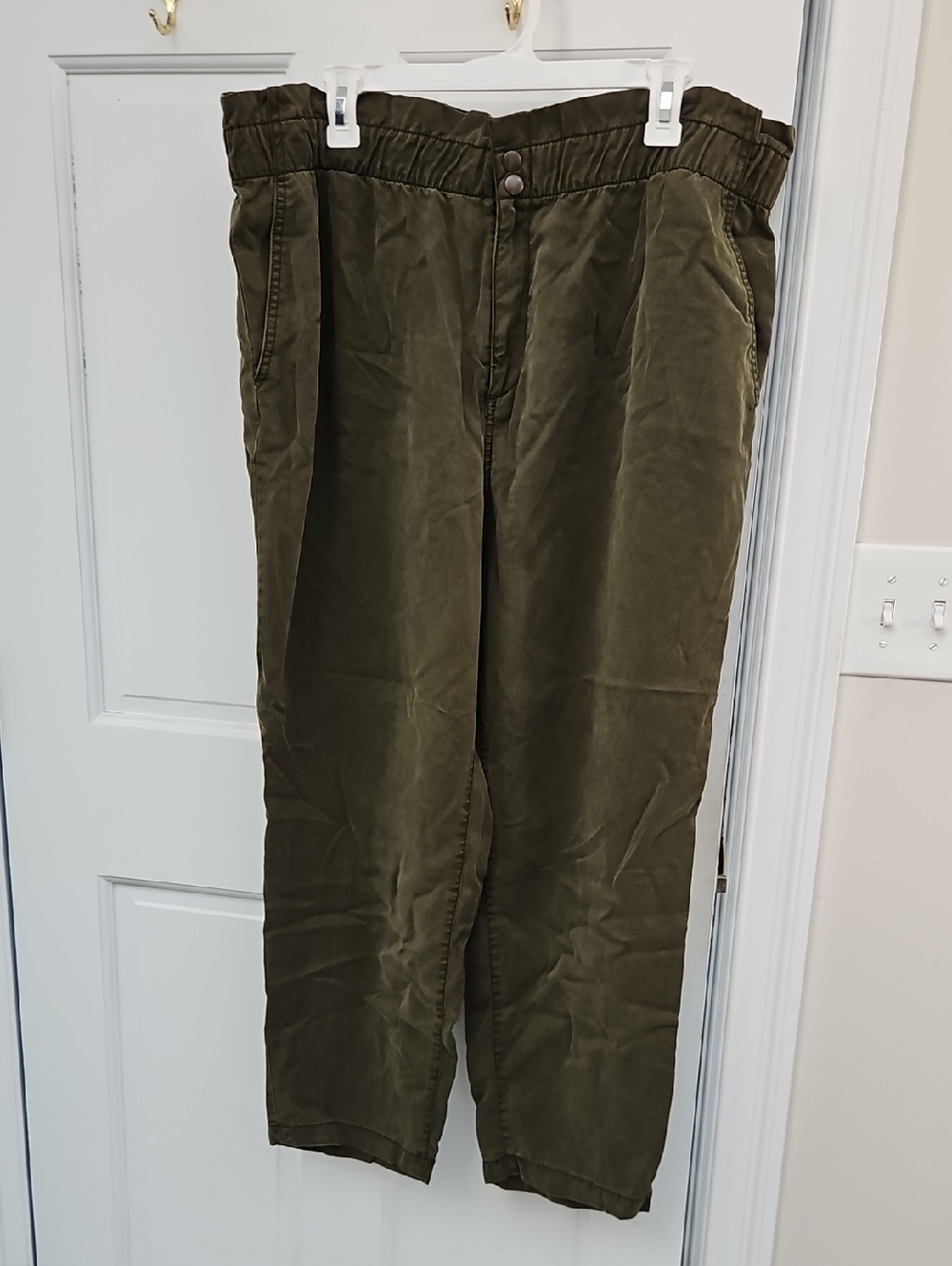 Loft Green Pants